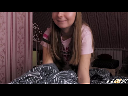 ❤️ Blondīne dziļi sūc savu BFF un saņem spermu mutē ️ Super sekss pie porno lv.naughtyhentai.ru ☑